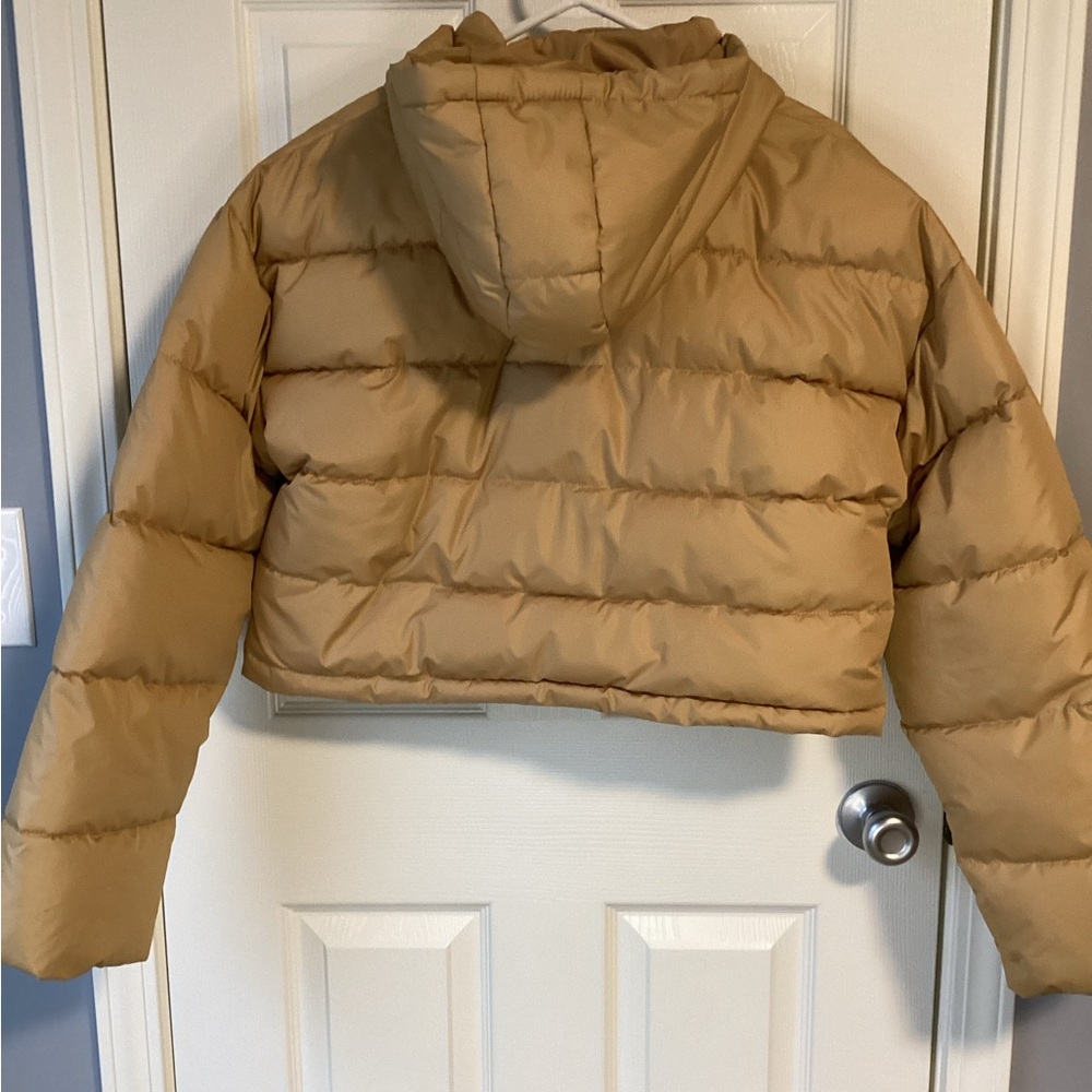 Gold L.A Hearts by PacSun cropped puffer jacket. NWT-size M/L - Picture 7 of 7